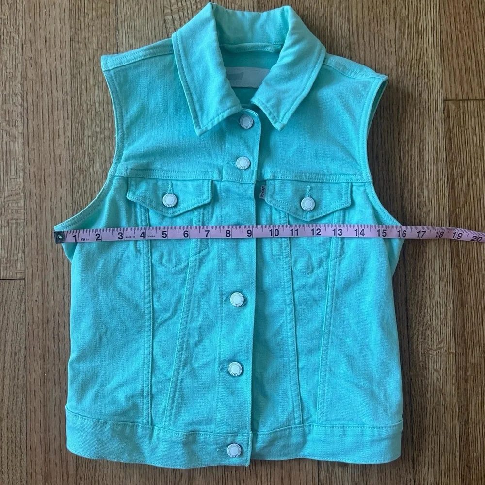 Levi’s sea foam green denim vest - Picture 6 of 8
